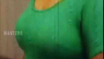 پستان بزرگ روی میز و هنگامی که او در جریان فیلم دانلود رایگان سکسی او fucked her hard در یک کس تپل تراشیده